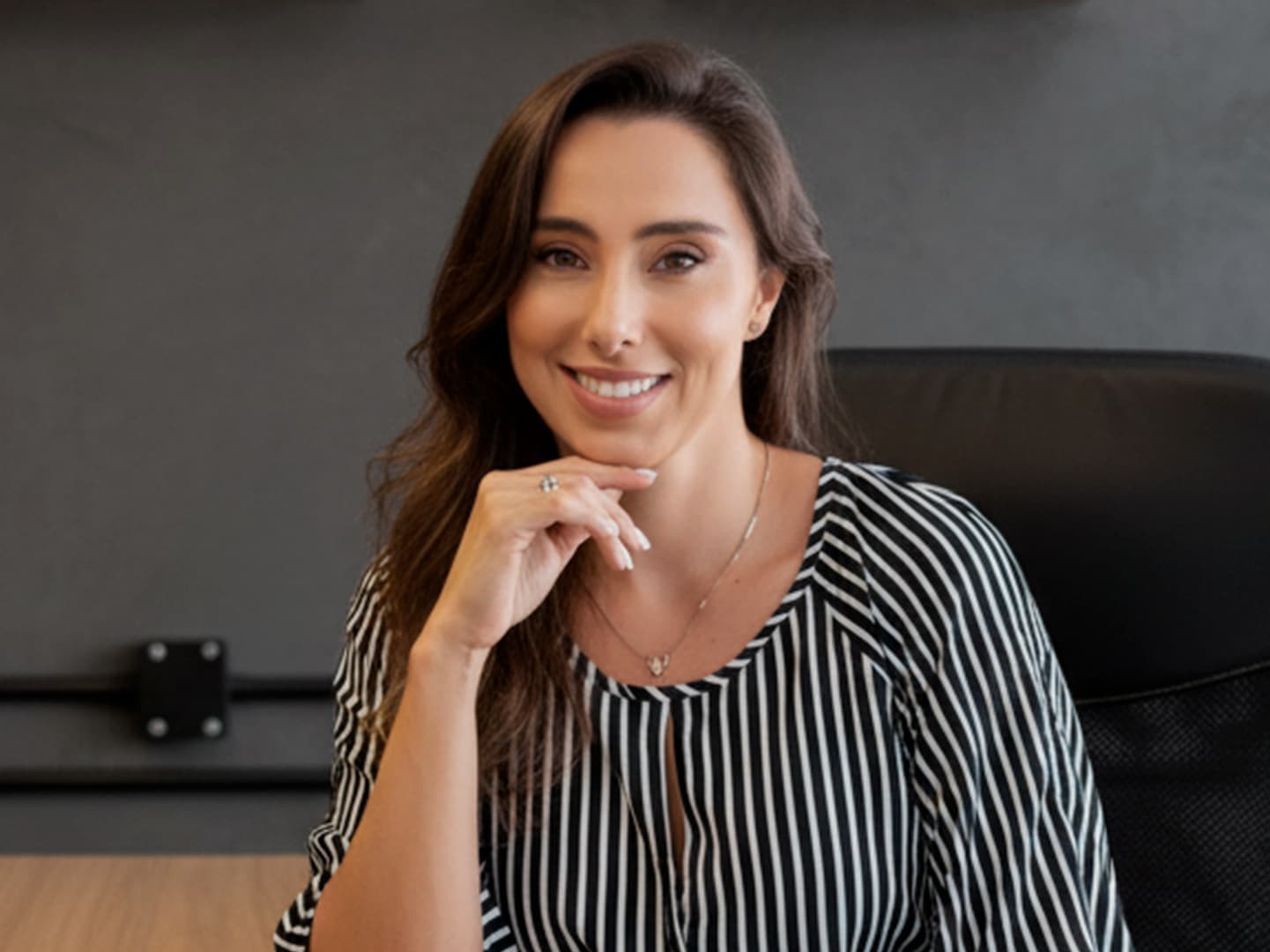 Foto da corretora Dunia Piza