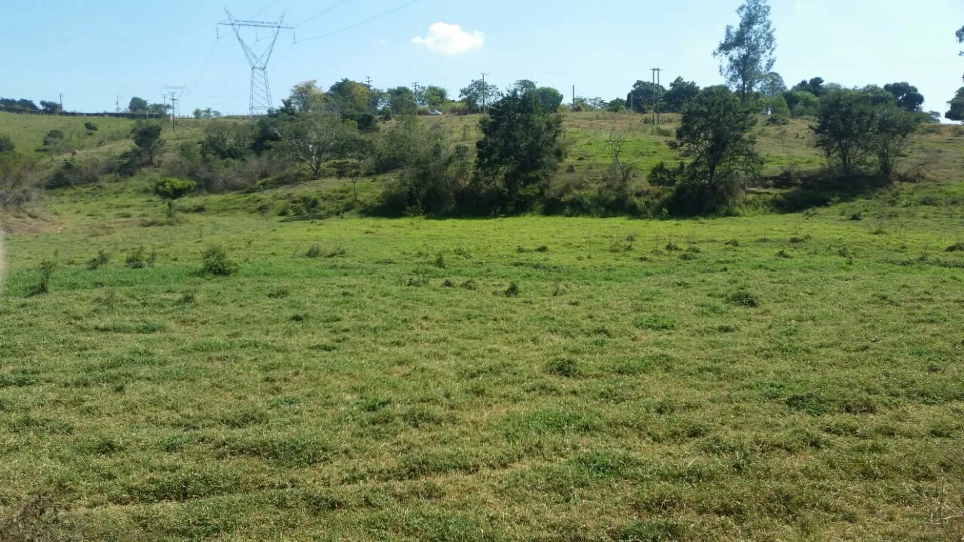 Terreno em Bairro para Venda