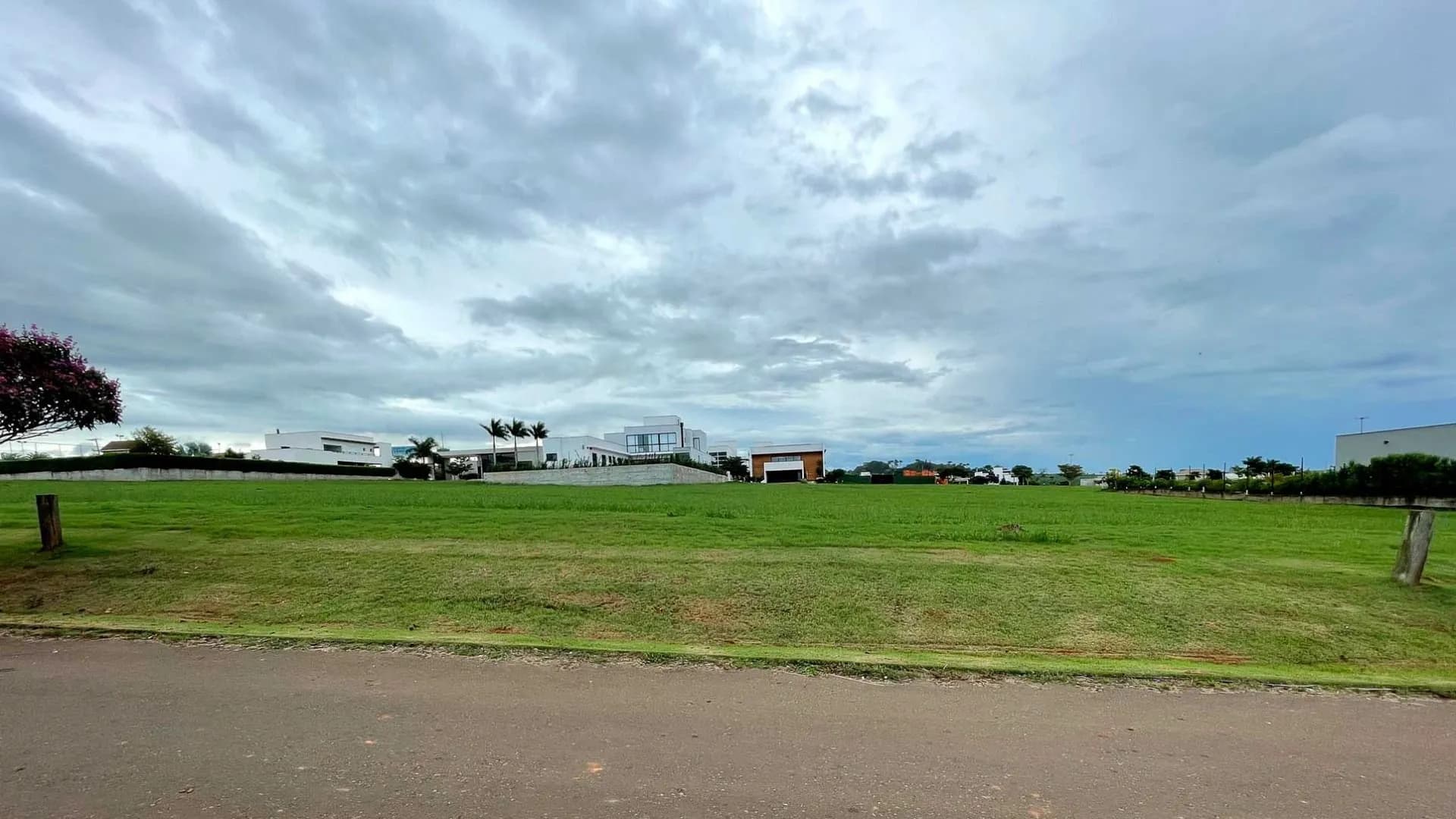 Terreno em Condomínio para Venda