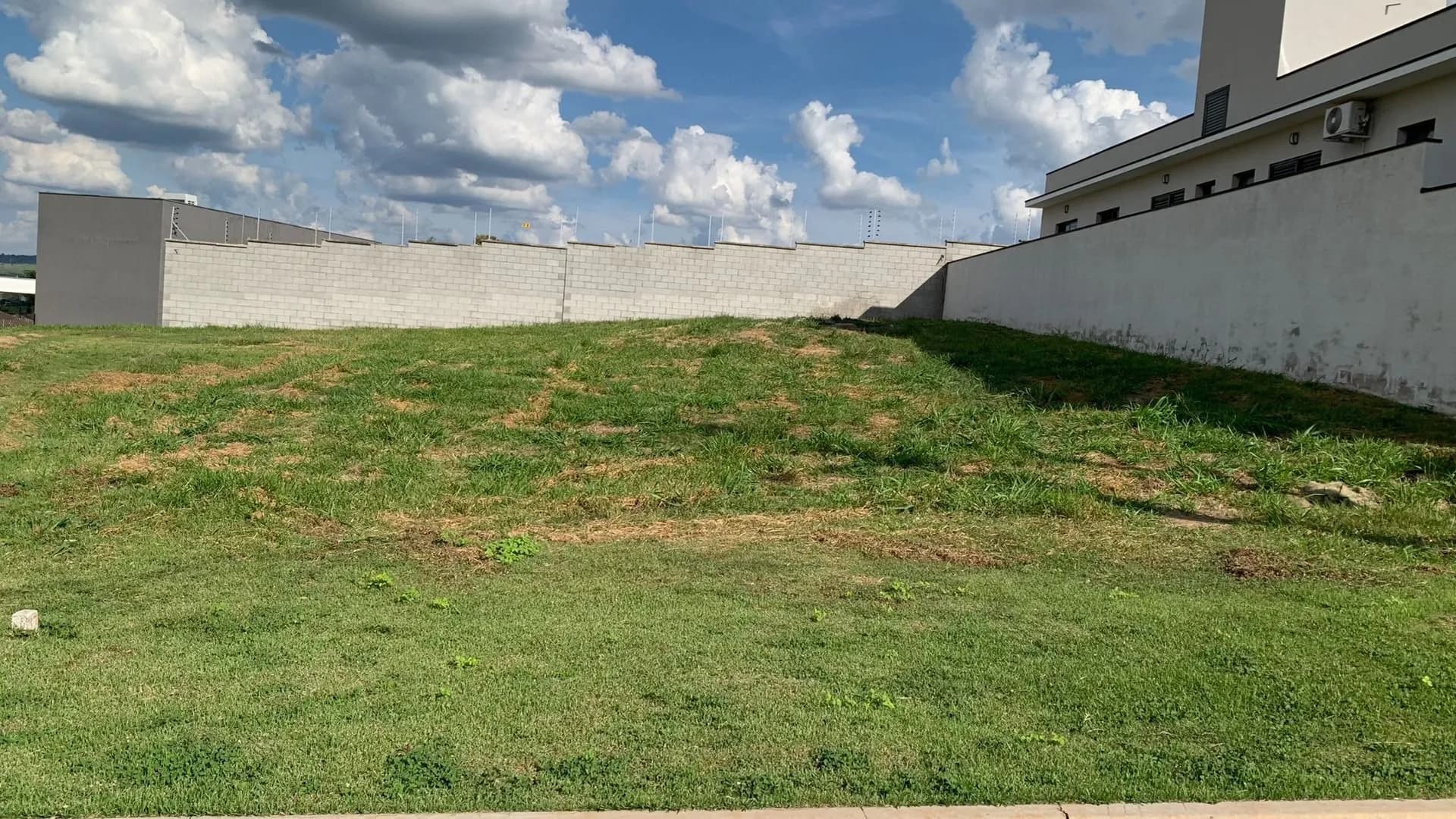 Terreno em Condomínio para Venda