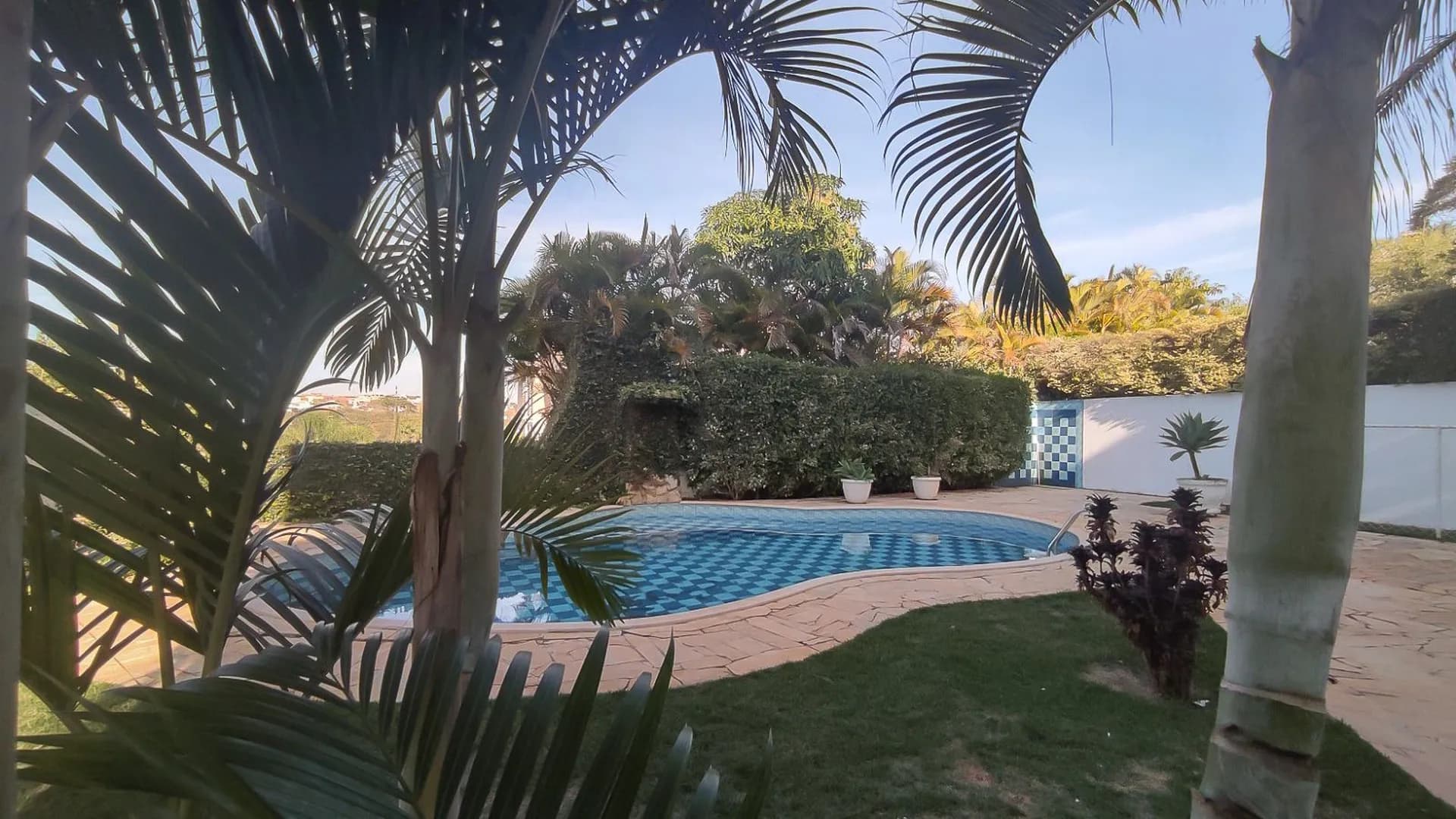 Casa em Condomínio para Venda ou Aluguel