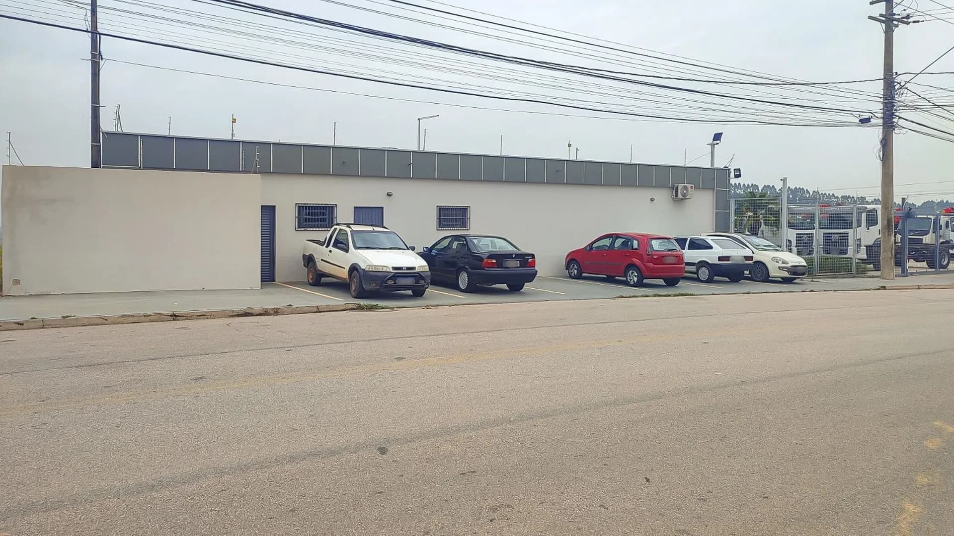 Terreno em Bairro para Venda