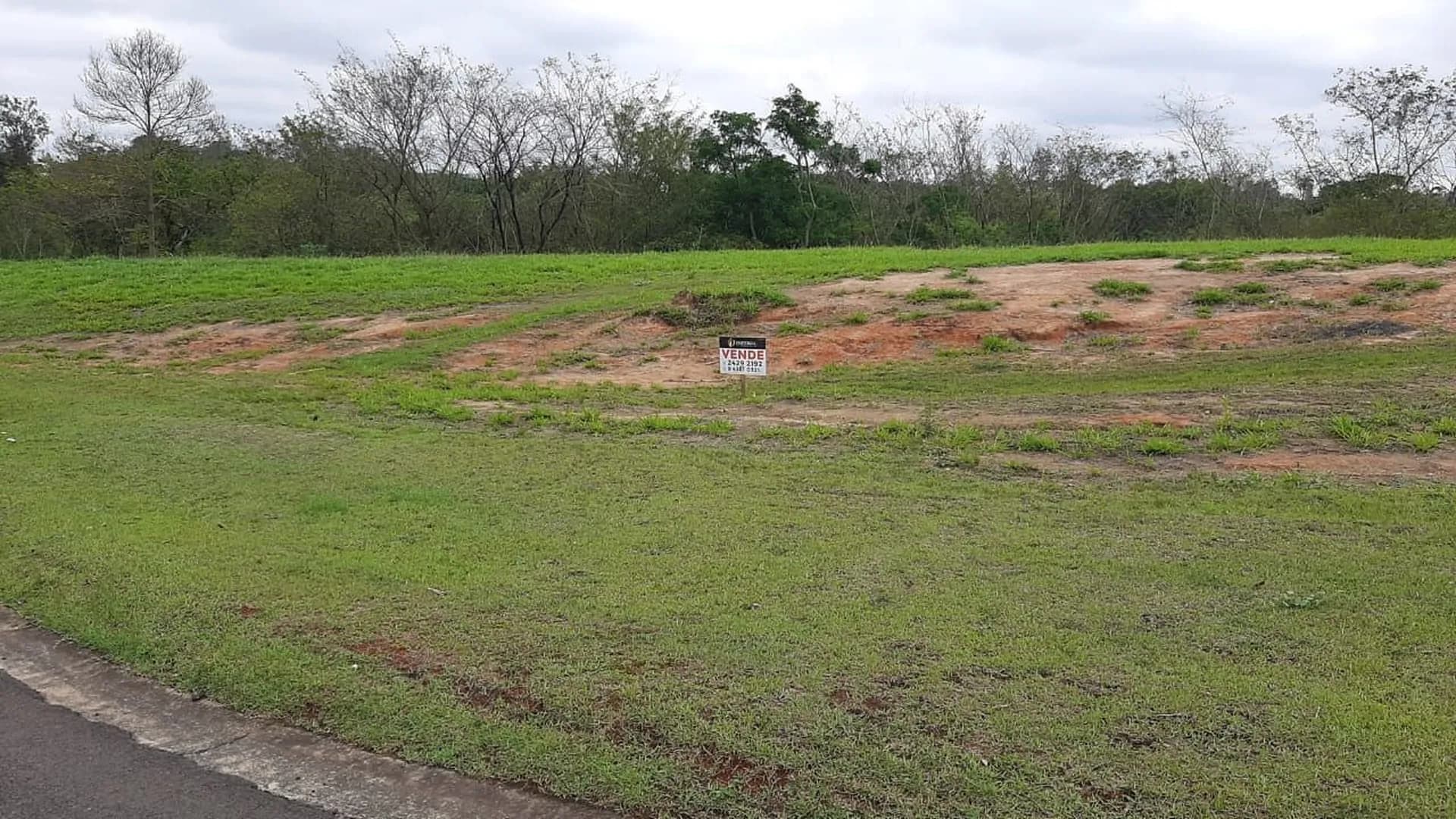 Terreno em Condomínio para Venda