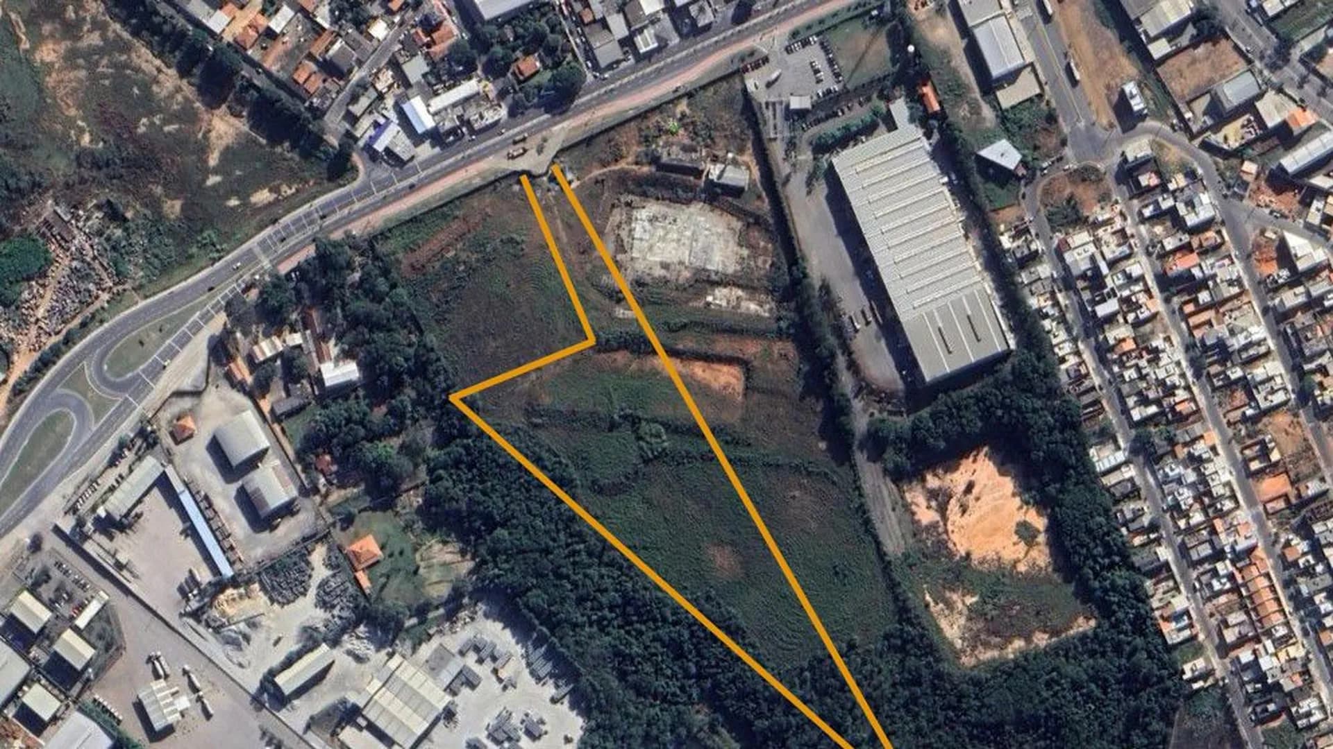 Terreno em Bairro para Venda