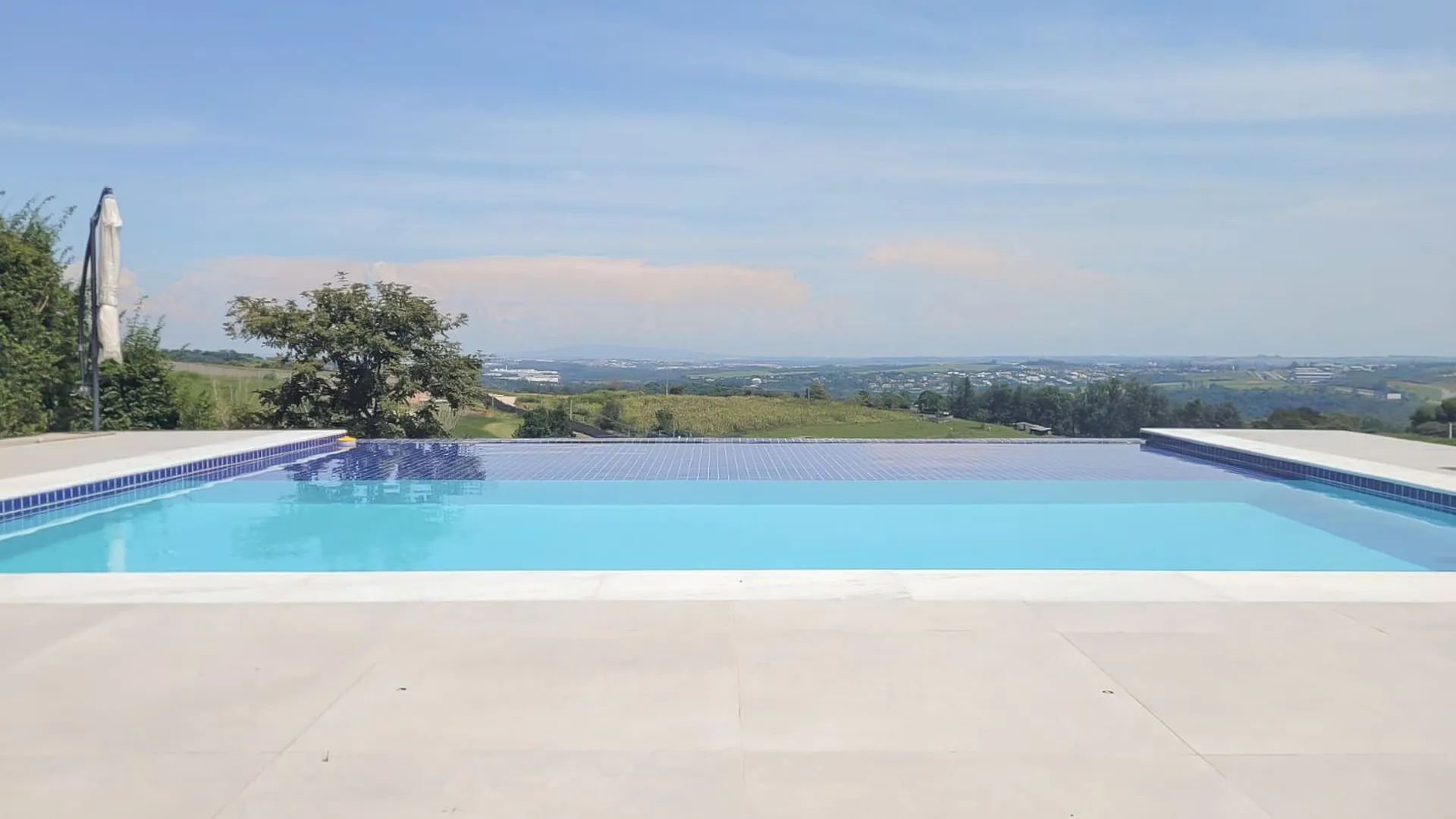 Casa em Condomínio para Venda ou Aluguel