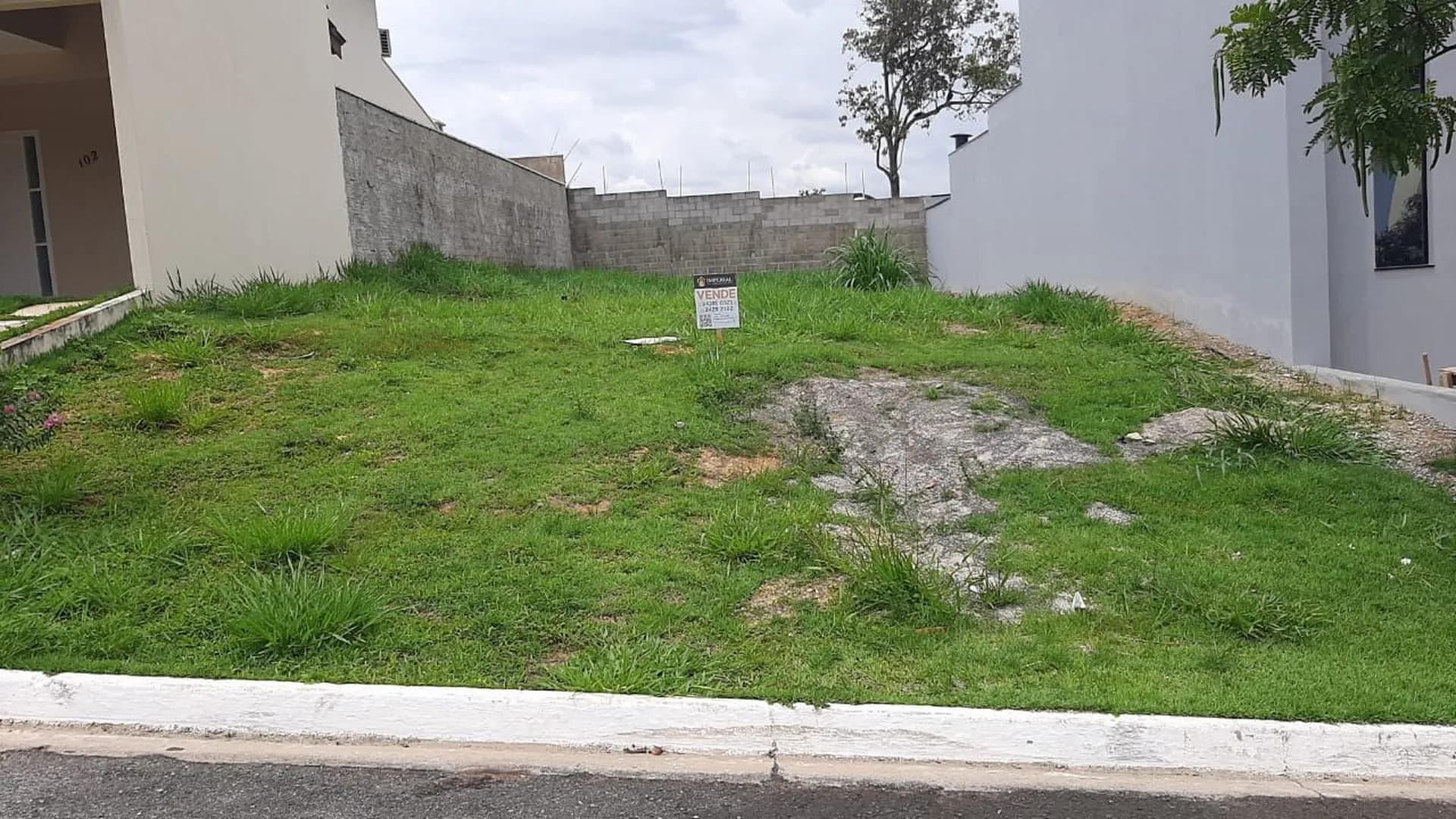 Terreno em Condomínio para Venda