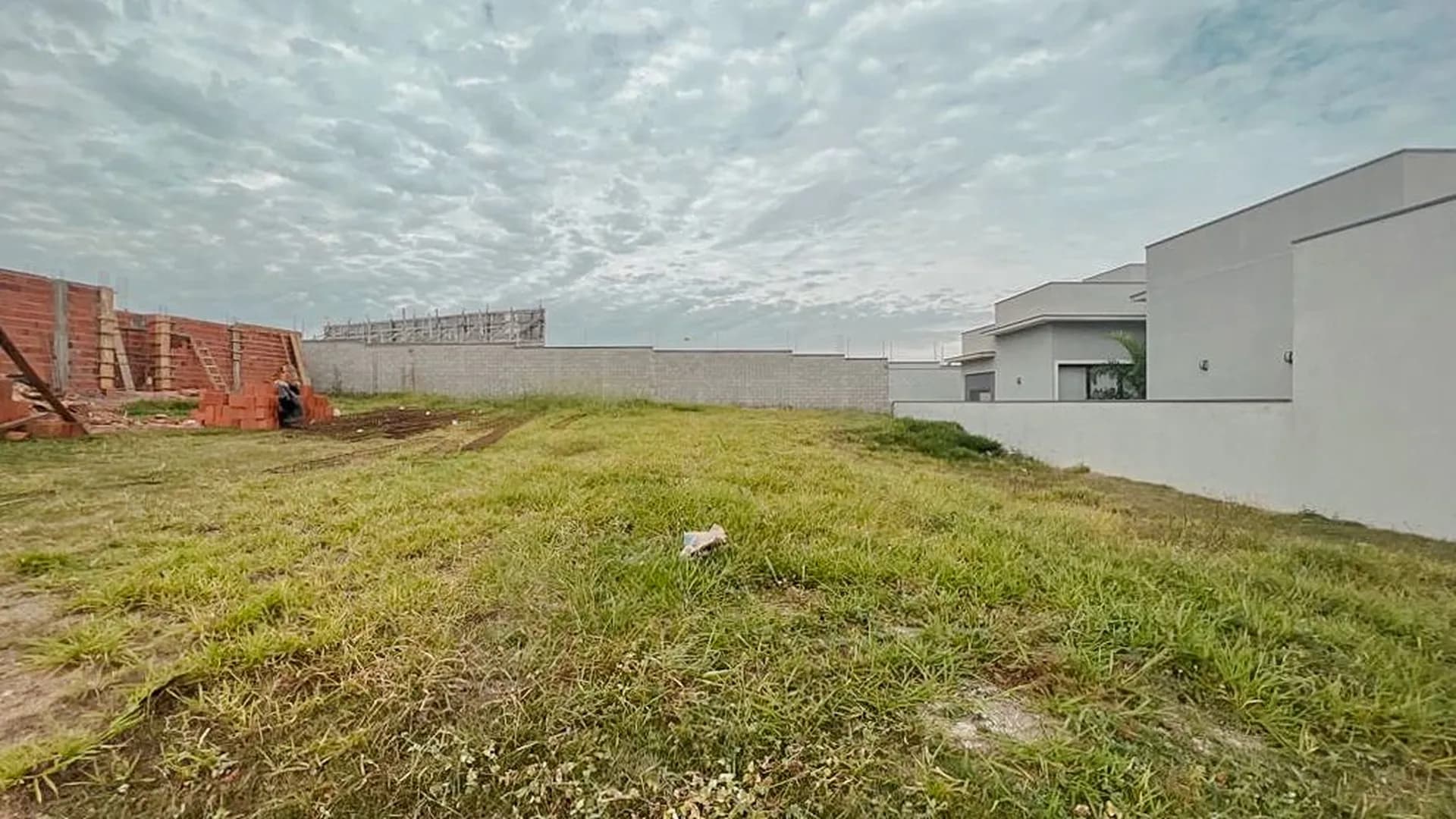 Terreno em Condomínio para Venda