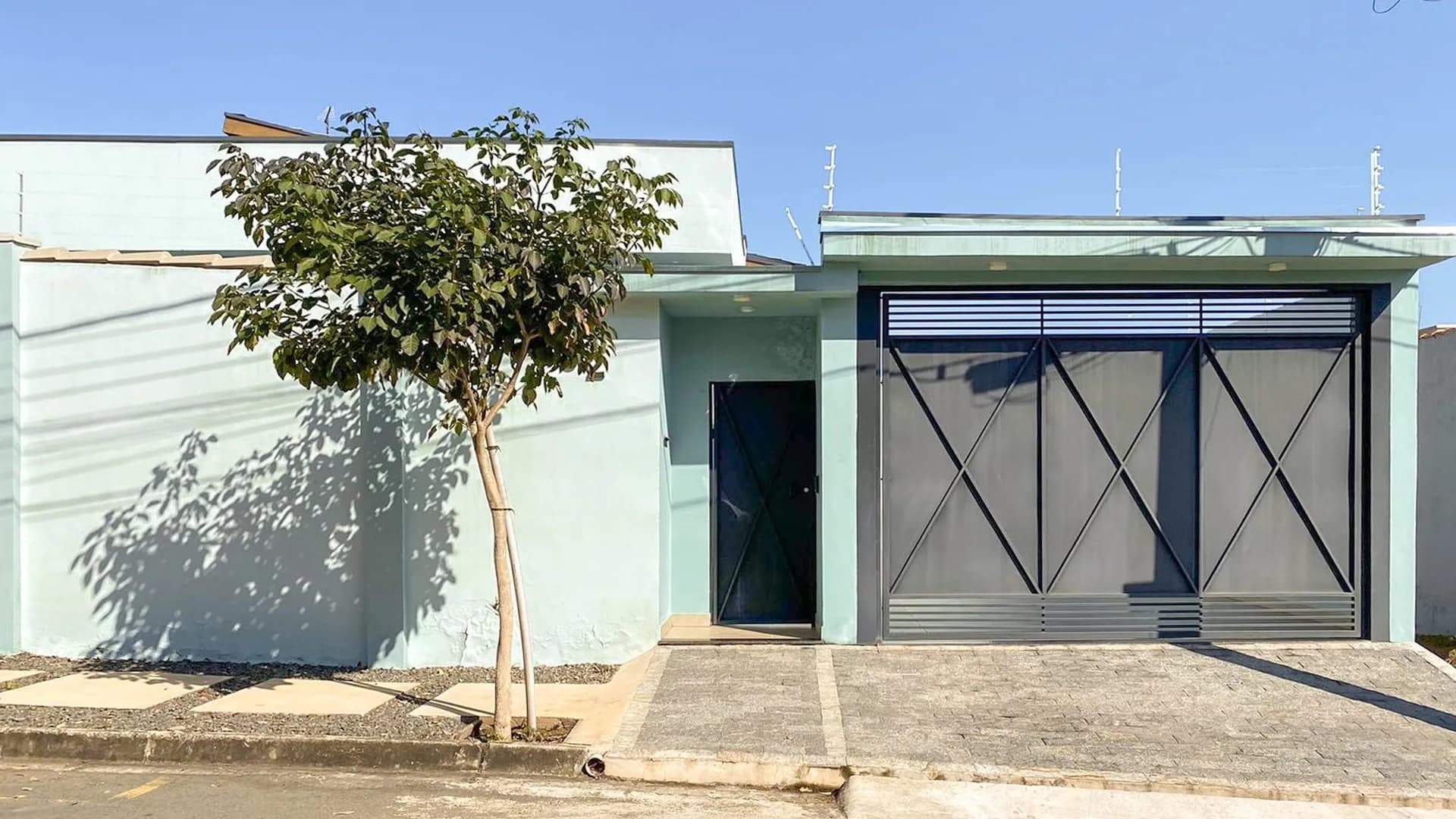 Casa em Bairro para Venda