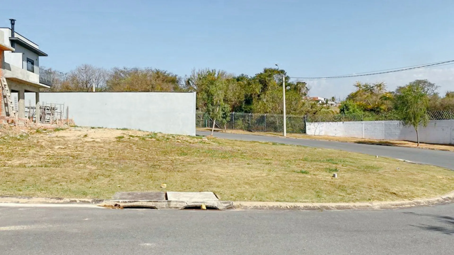 Terreno em Condomínio para Venda