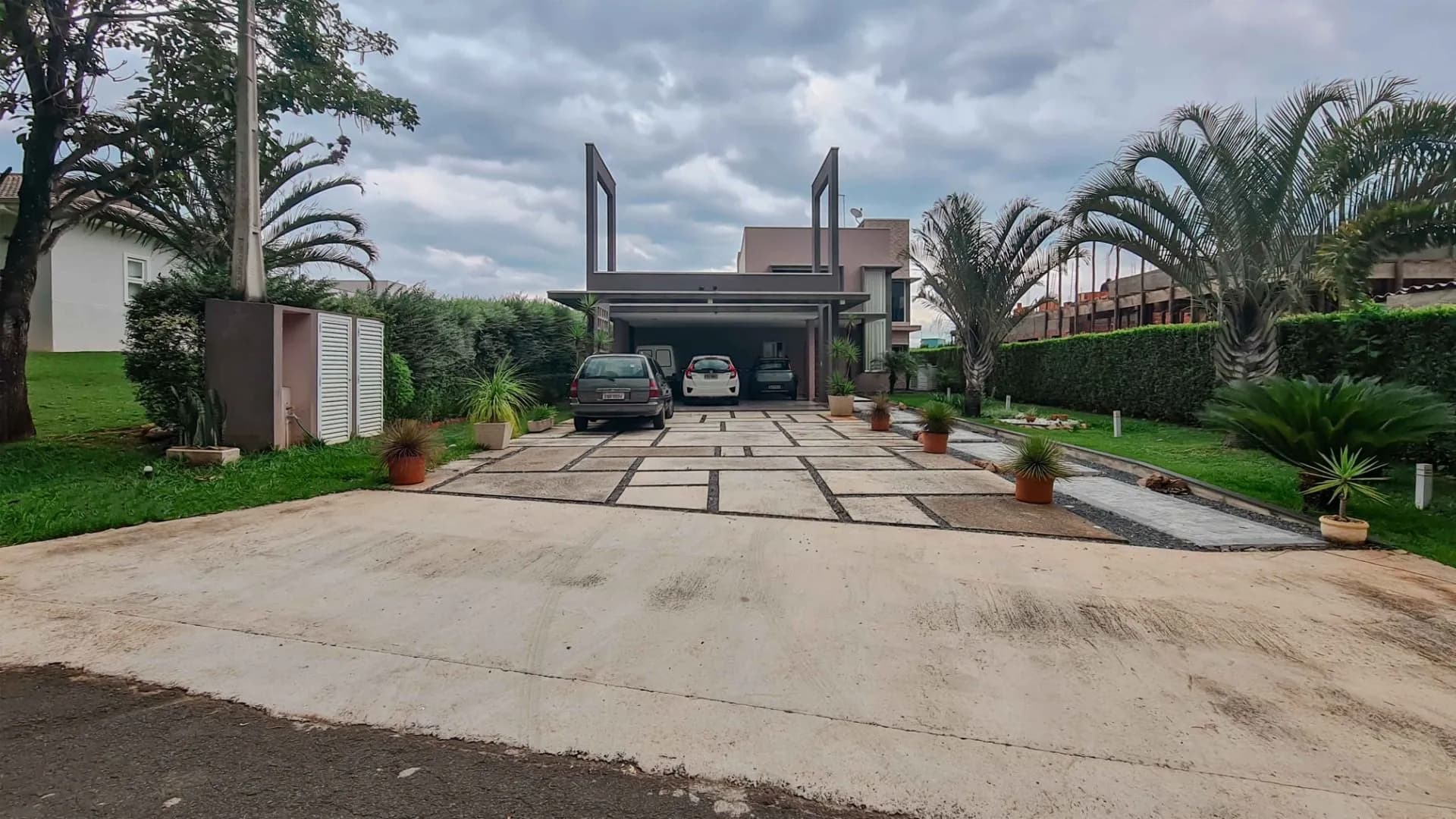 Casa em Condomínio para Venda ou Aluguel