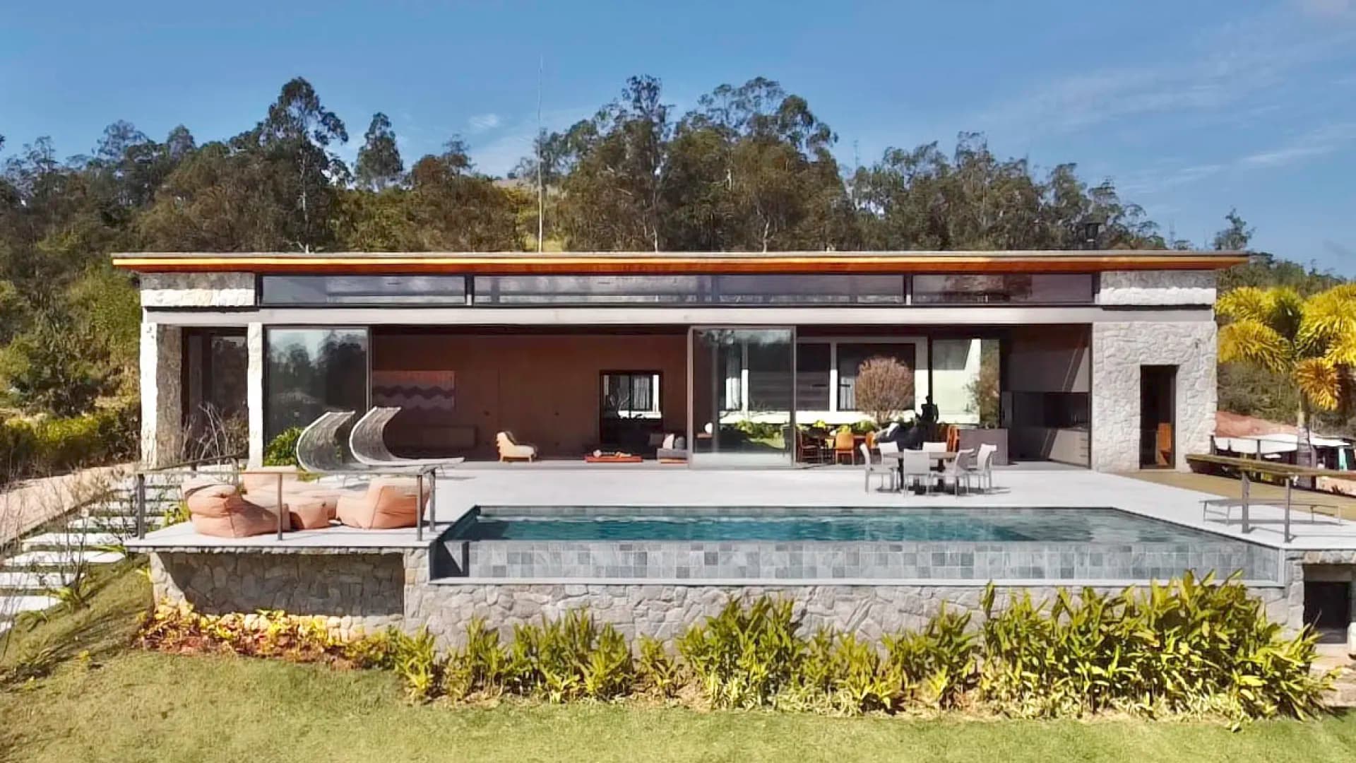 Casa em Condomínio para Venda ou Aluguel