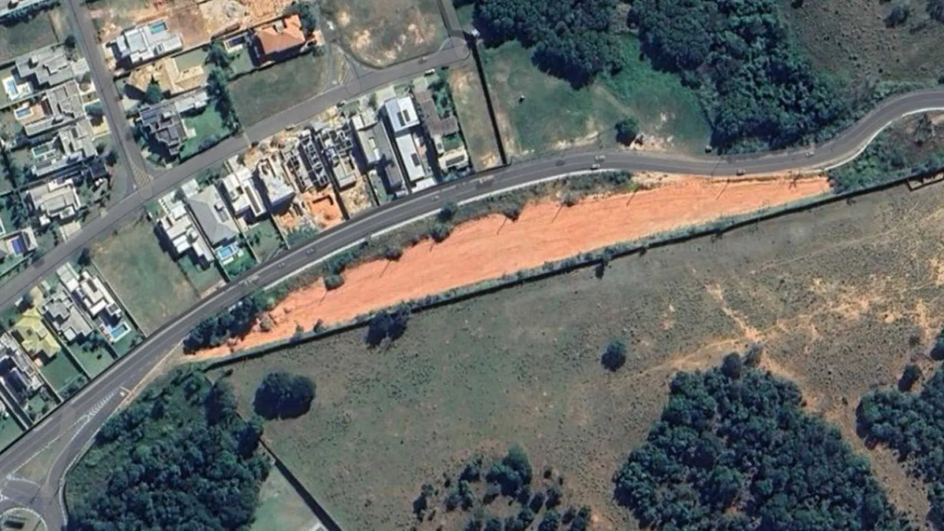 Terreno em Bairro para Venda