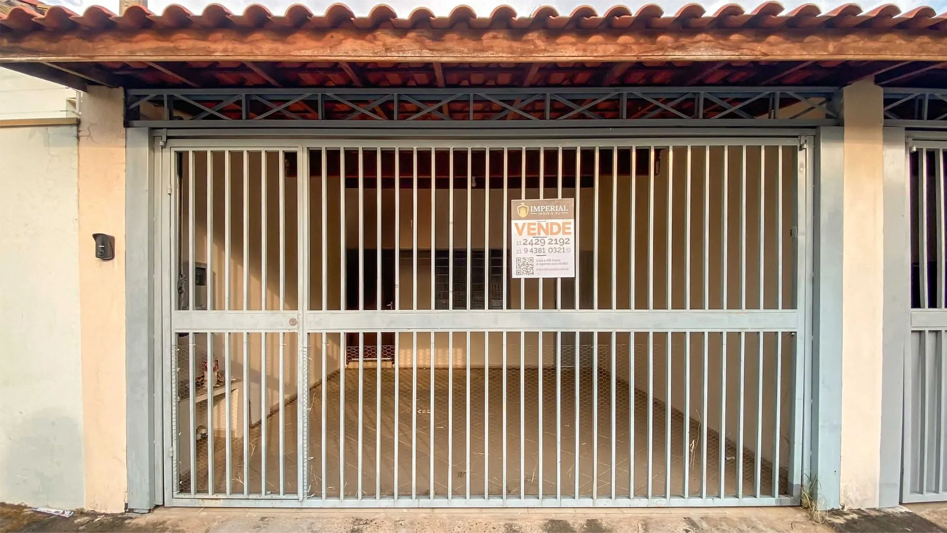 Casa em Bairro para Venda