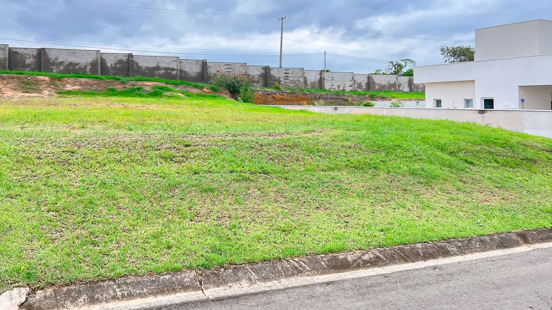 Terreno em Condomínio para Venda