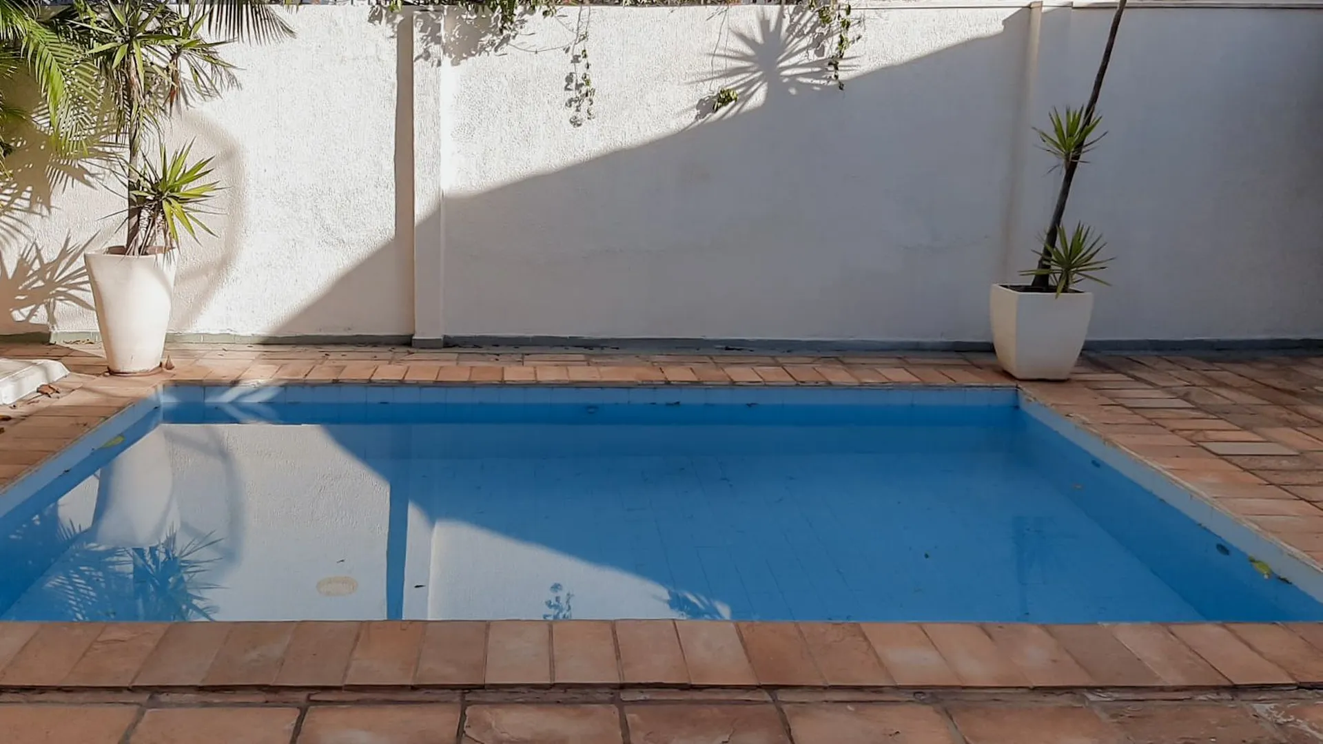 Casa em Bairro para Venda