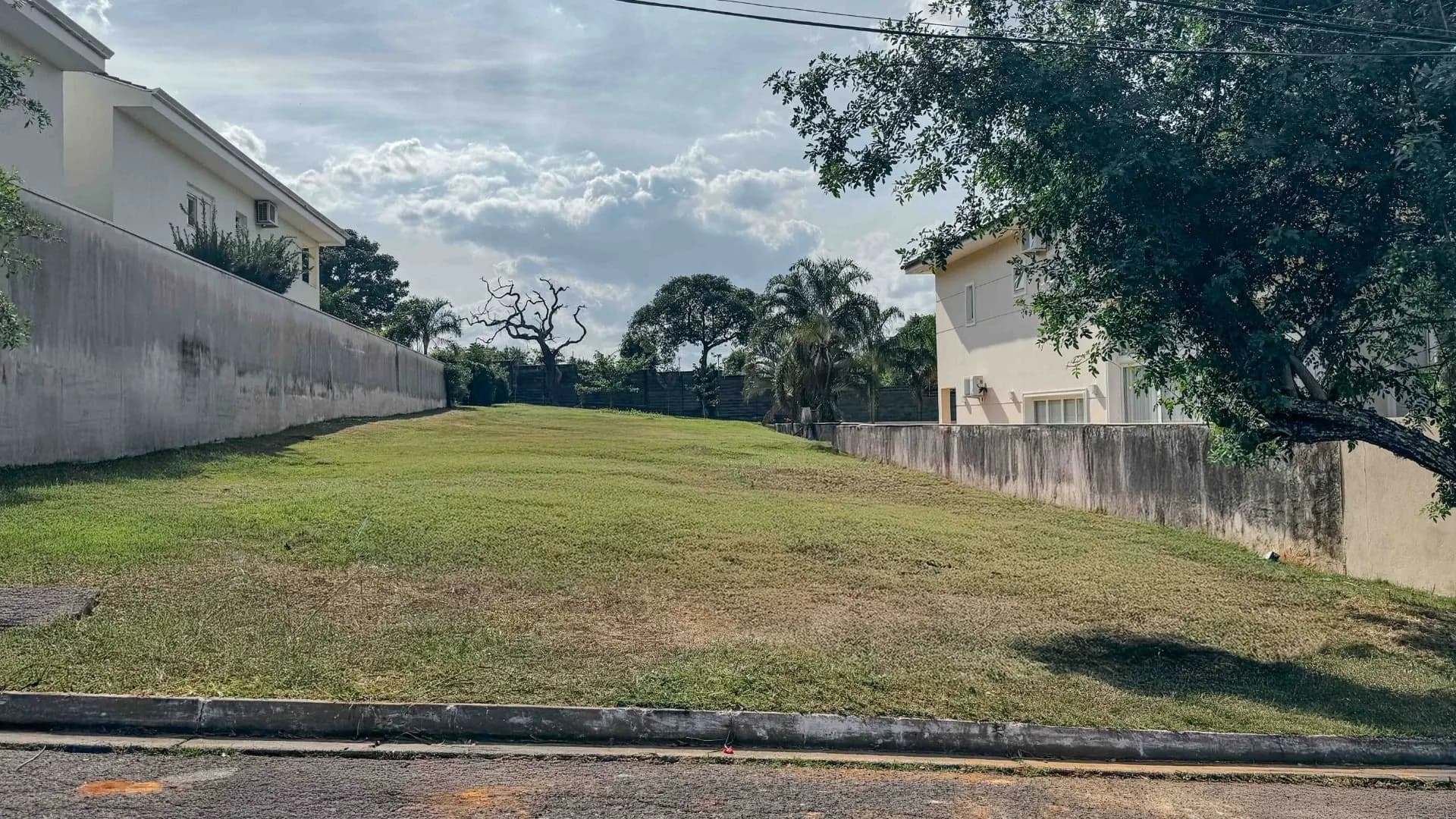 Terreno em Condomínio para Venda