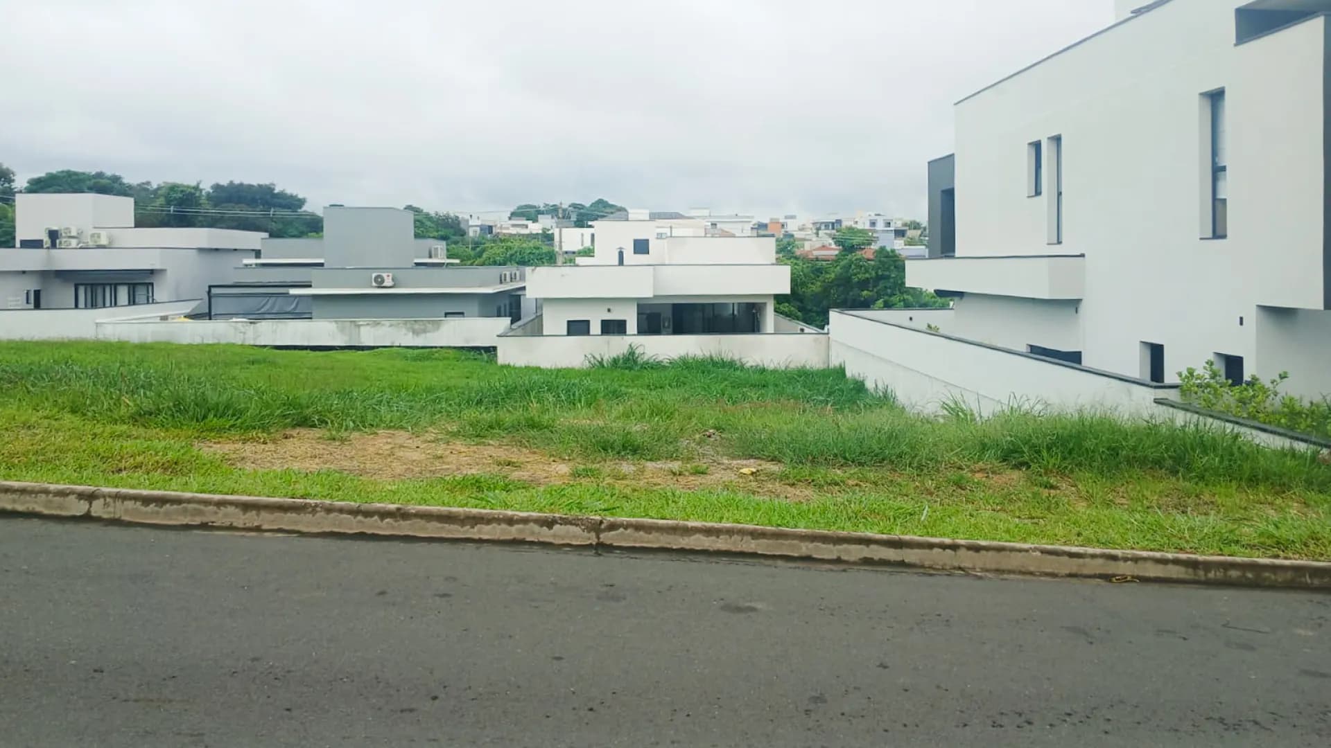 Terreno em Condomínio para Venda