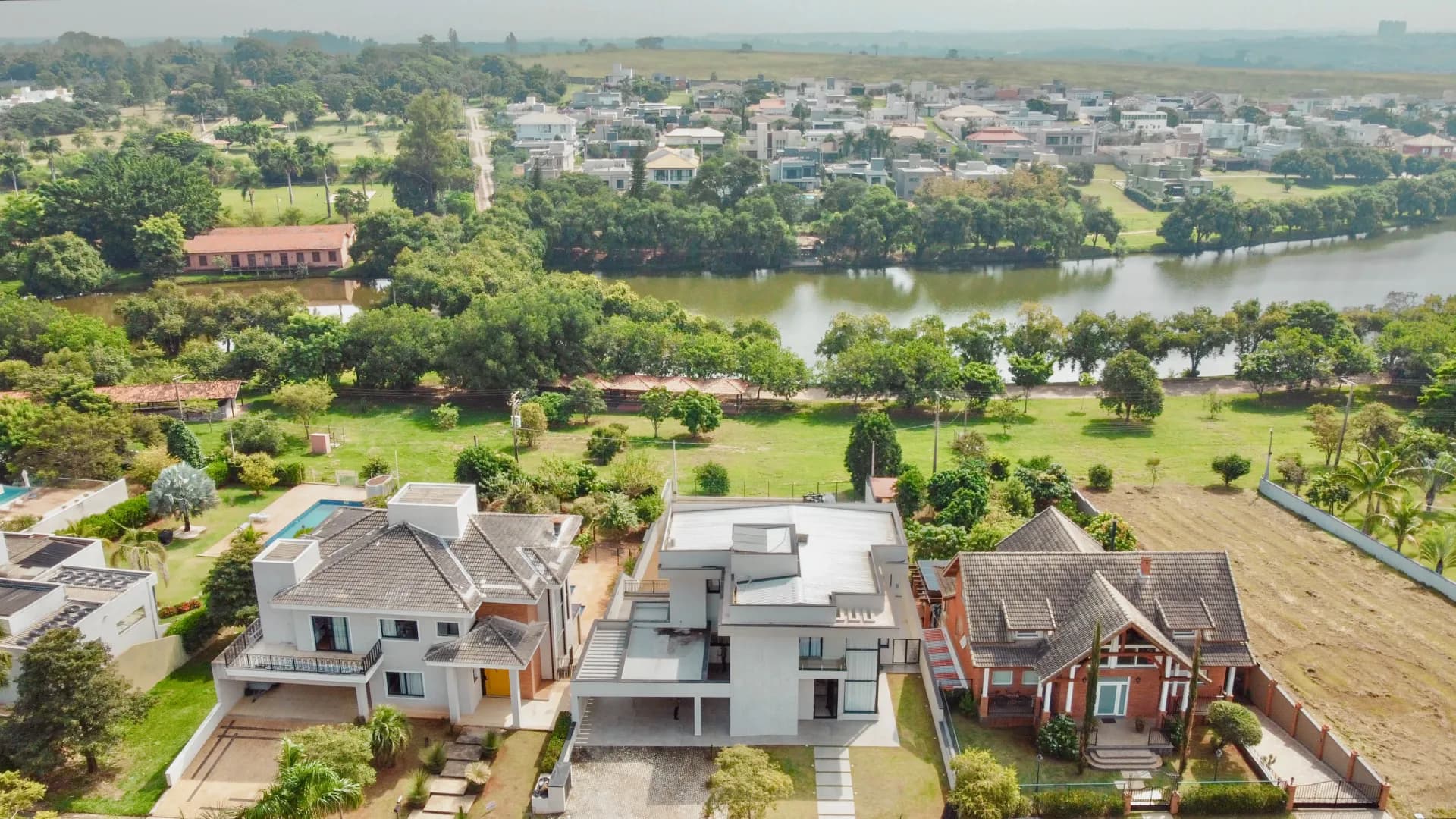Casa em Condomínio para Venda ou Aluguel