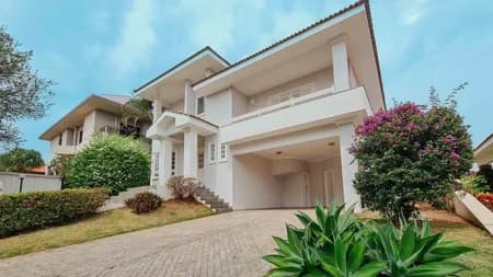 Casa em Condomínio para Venda