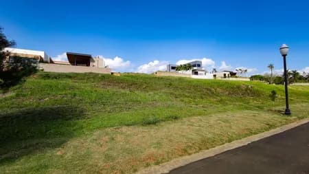 Terreno em Condomínio para Venda