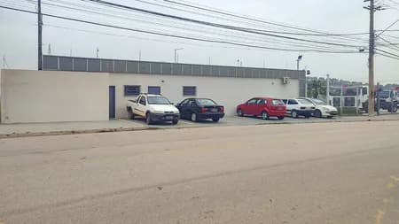 Terreno em Bairro para Venda