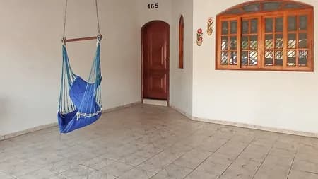 Casa em Bairro para Venda