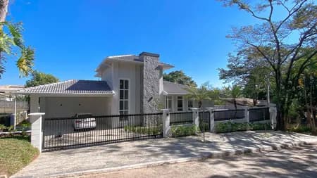 Casa em Condomínio para Venda