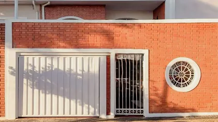 Casa em Bairro para Venda