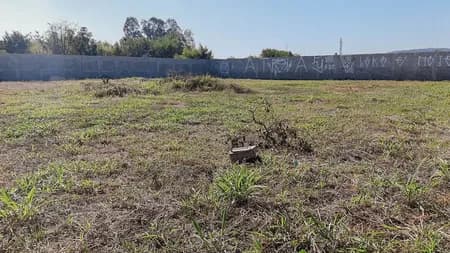 Terreno em Bairro para Venda