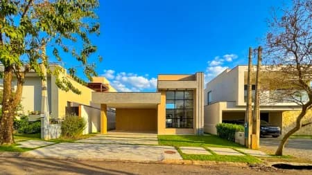 Casa em Condomínio para Venda