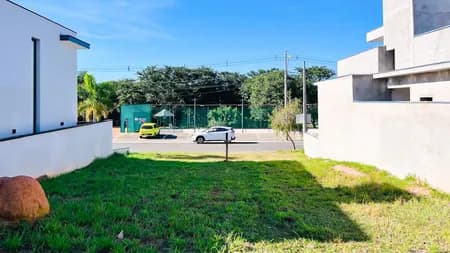 Terreno em Condomínio para Venda