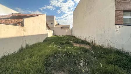 Terreno em Bairro para Venda