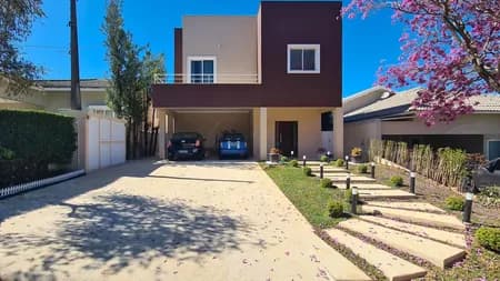 Casa em Condomínio para Venda