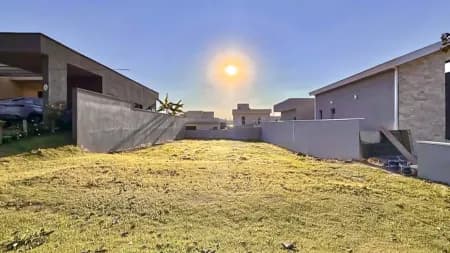 Terreno em Condomínio para Venda