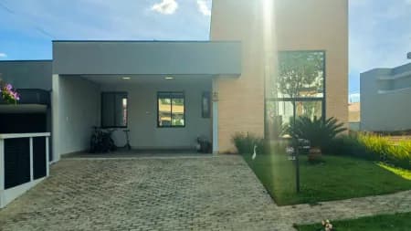 Casa em Condomínio para Venda