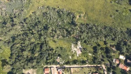 Terreno em Bairro para Venda
