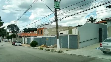 Terreno em Bairro para Venda