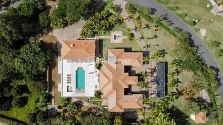 Casa em Condomínio para Venda