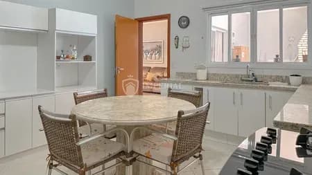 Casa em Condomínio para Venda ou Aluguel