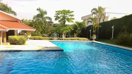 Casa em Condomínio para Venda