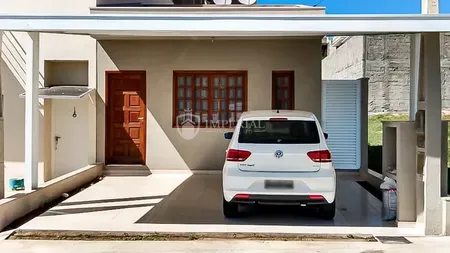 Casa em Condomínio para Venda