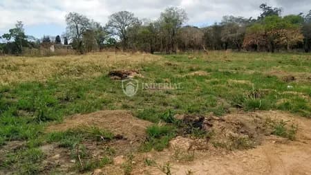 Terreno em Bairro para Venda
