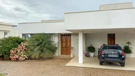 Casa em Condomínio para Venda ou Aluguel