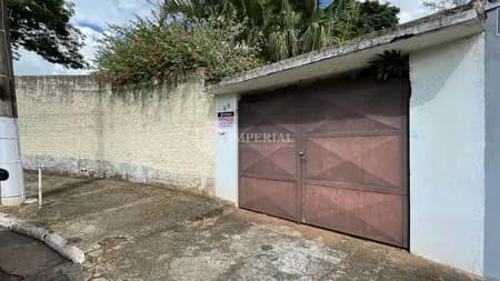 Terreno em Bairro para Venda
