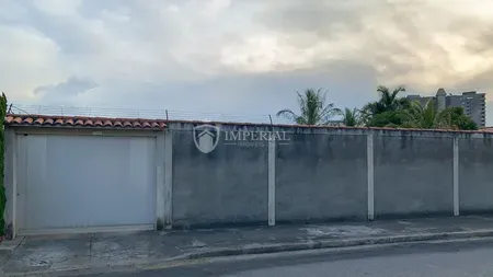 Terreno em Bairro para Venda