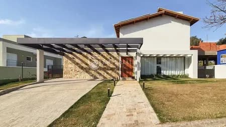 Casa em Condomínio para Venda ou Aluguel