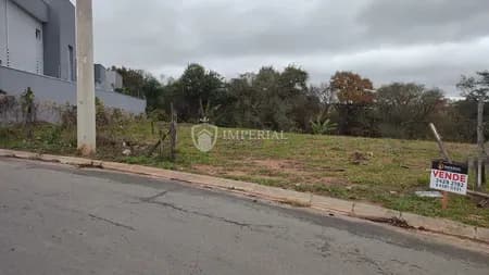 Terreno em Bairro para Venda