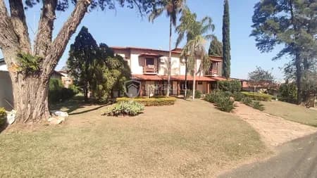 Casa em Condomínio para Venda ou Aluguel