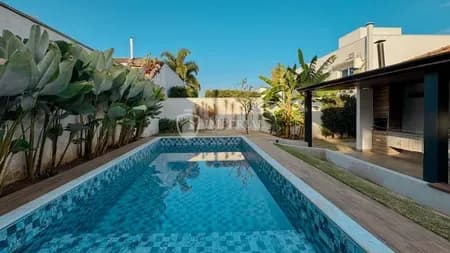 Casa em Condomínio para Venda