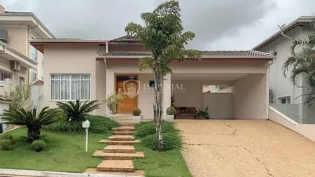 Casa em Condomínio para Venda ou Aluguel